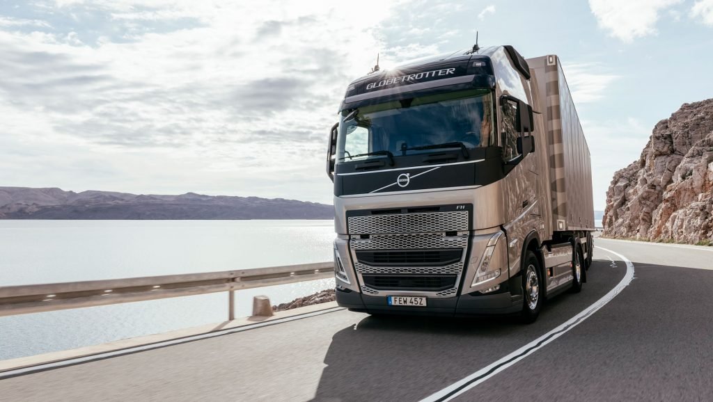 VOLVO FH - BITREM GRANELEIRA 7 EIXOS